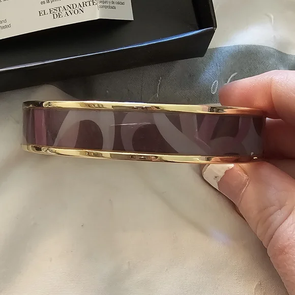 Avon Bracelet - Picture 1 of 5